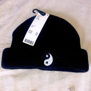 Urban Outfitters Yin Yang Beanie | Poshmark